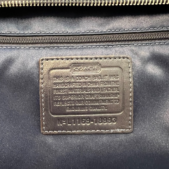 Coach Authentic Signature Denim handbag NWOT - Picture 15 of 16